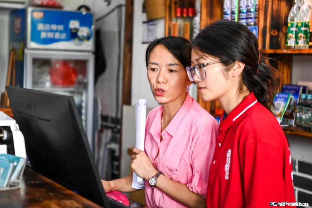全网追的“扁担女孩”，找了一份暑假工，时薪12元 - 阿拉善盟生活资讯 - 阿拉善盟28生活网 alsm.28life.com